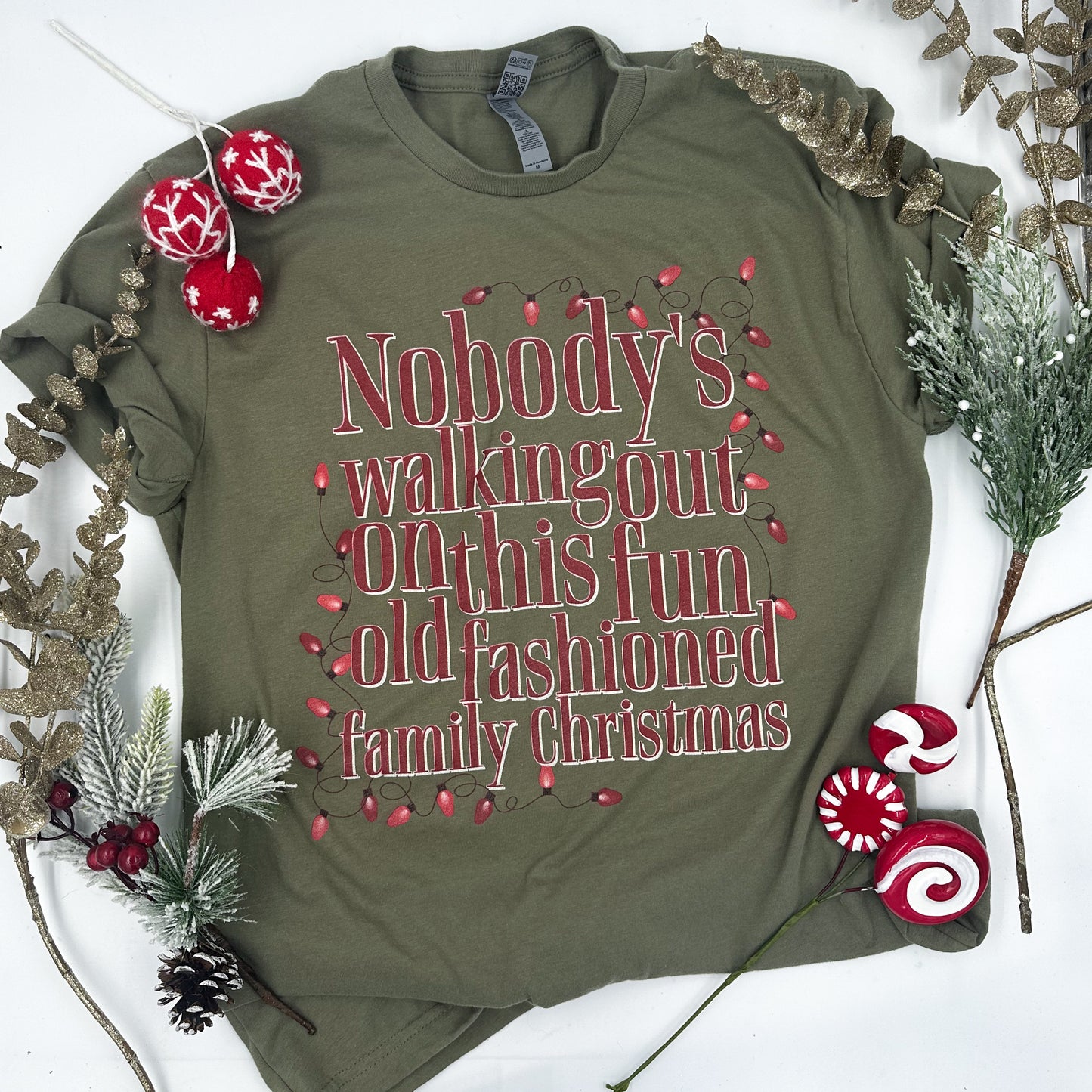 old fashioned family christmas | unisex tee